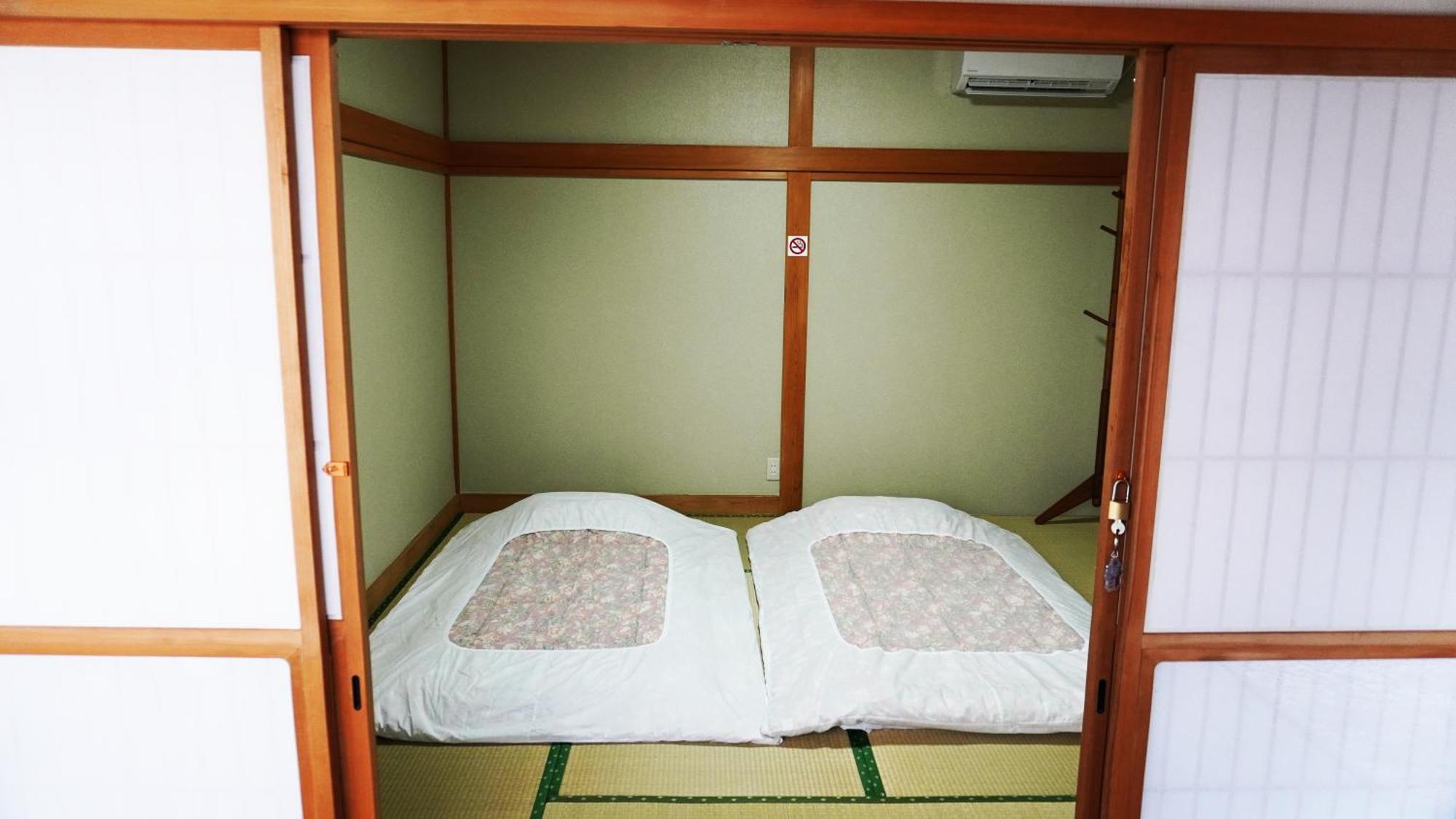 富士山を眺められる宿 ゲストハウス花水木 Nishikatsura Екстер'єр фото